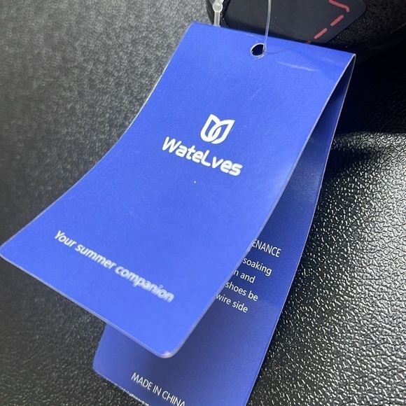 NWT Water Shoes size 26M - Picture 5 of 7